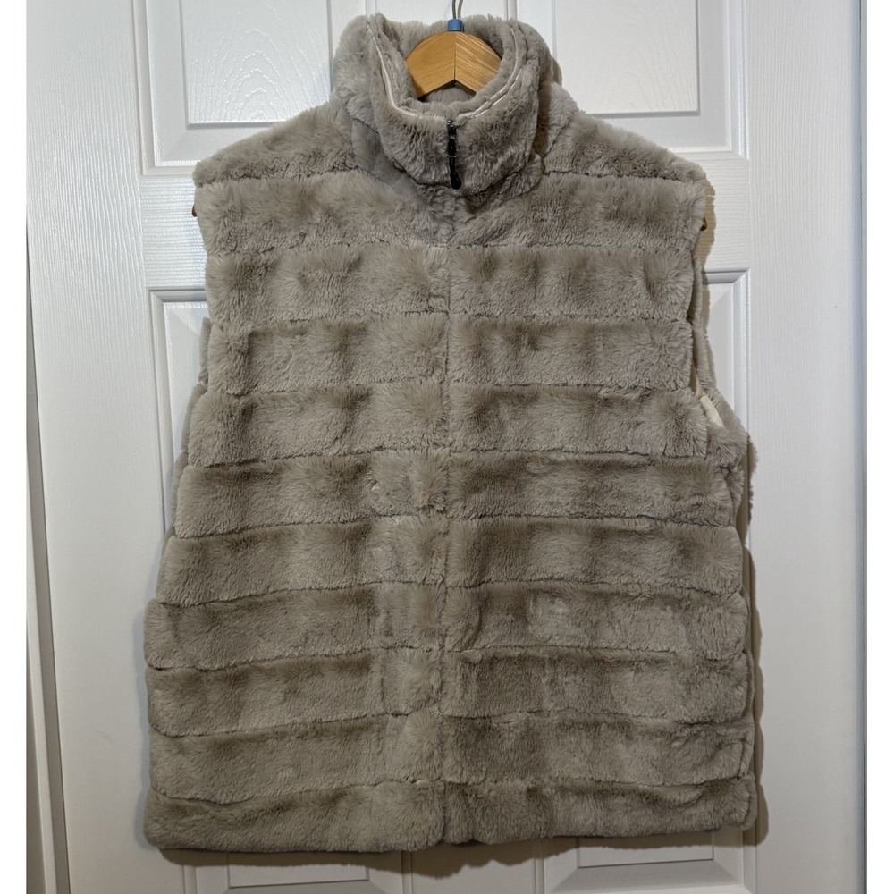 Stillwater Supply Co. Faux Fur Vest Full Zip Oatmeal/Beige‎ Woman's Size Medium